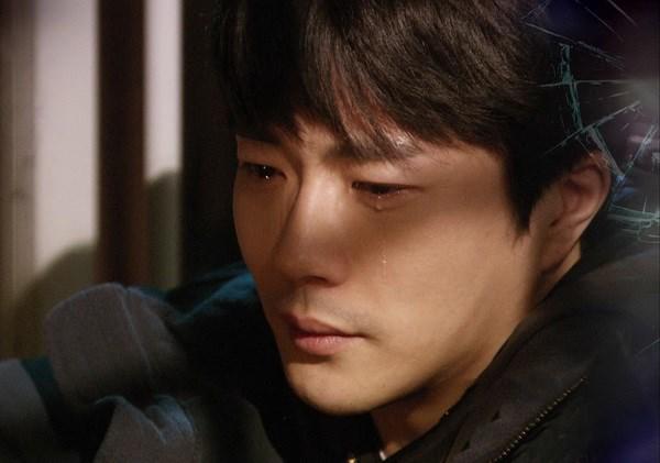 Bám theo đứa trẻ nhìn giống hệt vợ cũ, tôi sững người trước nỗi day dứt suốt 9 năm - 3