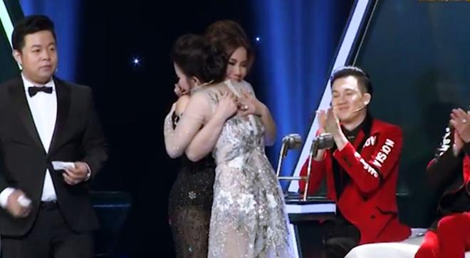 Cẩm Ly khóc, tâm sự chuyện hụt hẫng và muốn bỏ nghề khi em gái Minh Tuyết bỏ cô đi - 4