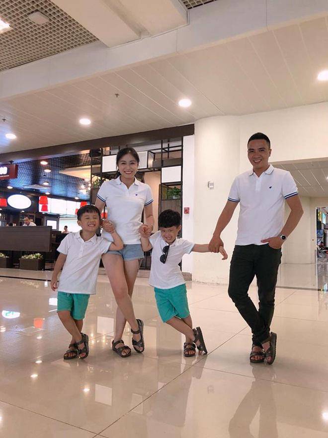 MC Hoàng Linh amp;#34;Chúng tôi là chiến sĩamp;#34; chính thức amp;#34;nâng hạngamp;#34; bạn trai thành ông xã - 4