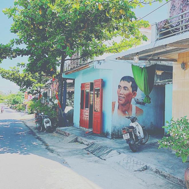 Truy tìm về ngôi làng bích họa đẹp như mơ xuất hiện trong video amp;#34;gây sốtamp;#34; của Quang Vinh - 22