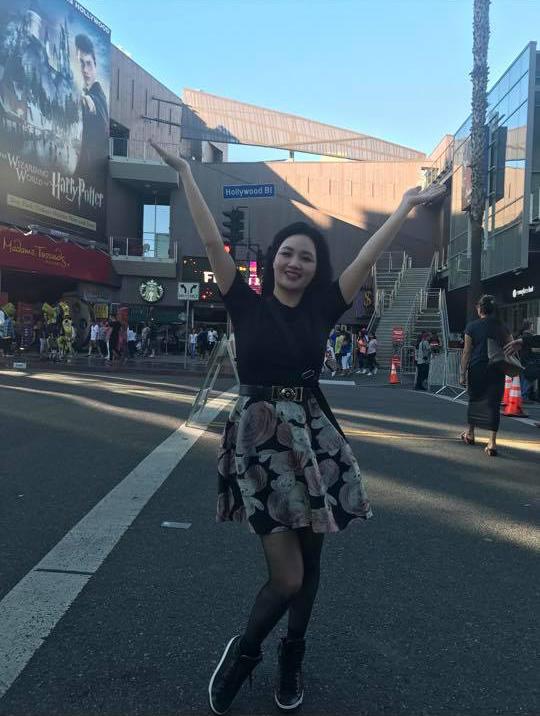 Bà mẹ 8 con đất Cảng, đã làm bà ngoại mà vẫn trẻ trung, chọn đồ khoe dáng nóng bỏng! - 16