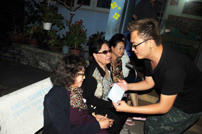 Không vợ con, không sống hào nhoáng, nam MC 42 tuổi vẫn ham chạy show hơn cả Trấn Thành - 9