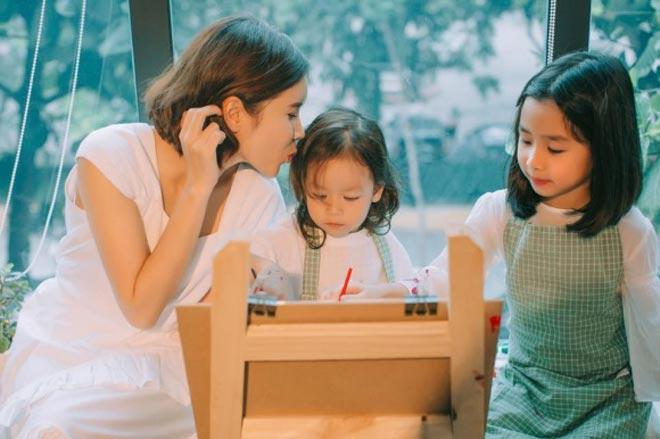 Sao Việt 24h: Kim Hiền khoe ảnh hạnh phúc bên chồng con và nói về tháng 7 định mệnh - 11