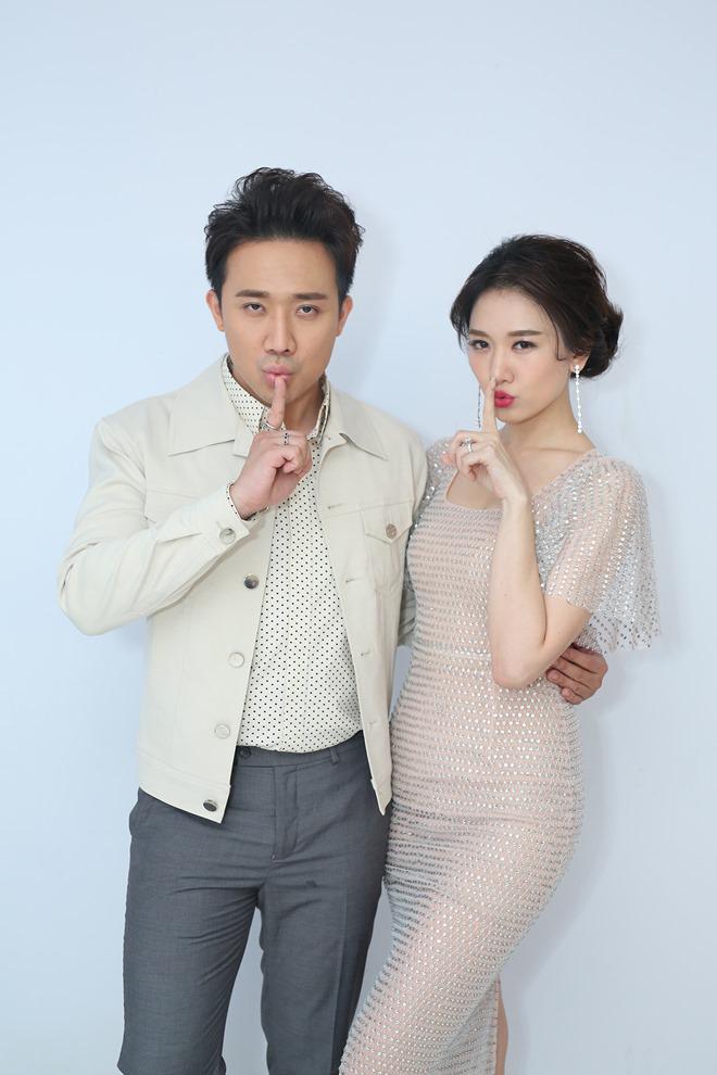Trấn Thành dỗi khi dẫn chương trình cùng vợ: amp;#34;Tiến Đạt biết rap, anh không biết nha em!amp;#34; - 5