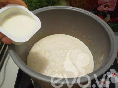 Cách làm sữa chua ngon mịn như ngoài hàng với nguyên liệu đơn giản - 4