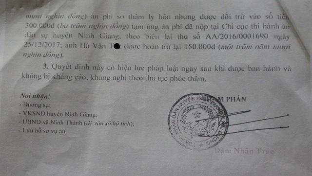 Chuyện lạ Hải Dương: Vợ đi nước ngoài, chồng ở nhà ly hôn không ai biết - 4