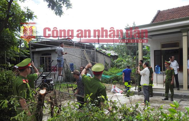 Quê nghèo đẫm nước mắt đón thi thể chú rể và 12 nạn nhân vụ tai nạn xe đón dâu - 3