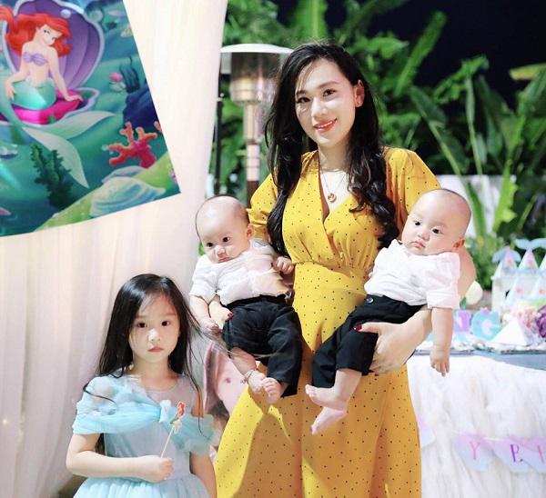 Mẹ sinh đôi Hà Thành chia sẻ 8 bí quyết giúp thu gọn 36cm vòng bụng trong 1 tháng - 1