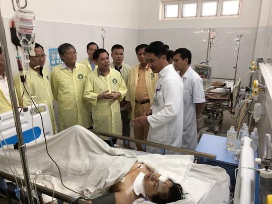 Sức khỏe của 4 người bị thương trong vụ xe đón dâu gặp tai nạn giờ ra sao? - 3
