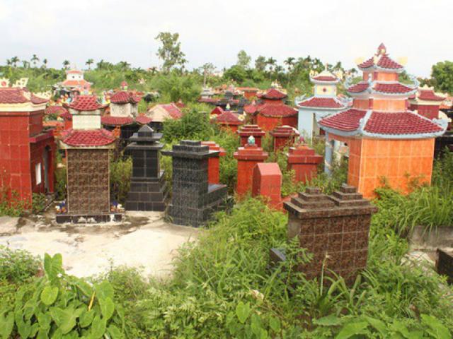 Chuyện kinh hồn bạt vía khi bốc mộ