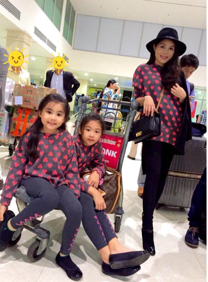 Chỉ dám mua dép 20k nhưng Quyền Linh sắm sửa cho vợ kho hàng hiệu tiền tỷ - 12