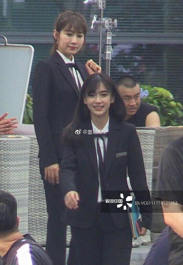 Ngôi sao 24/7: Được gặp bố Tom sau 7 năm bị bỏ rơi, Suri Cruise hiếm hoi cười tươi rói - 8