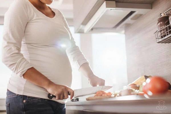 Những món ăn ai cũng tưởng hại nhưng bác sĩ khẳng định mẹ bầu cứ ăn amp;#34;vô tưamp;#34; - 1
