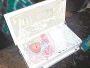 Tin tức - Mở quan tài của đứa con chết yểu sau đám tang, chàng trai phát hiện sự thật ngỡ ngàng