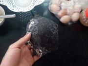 Bếp Eva - Về phòng bạn gái ăn cơm, chàng trai đỏ mặt với miếng nhấc nồi nhạy cảm, “chống nóng lại êm”