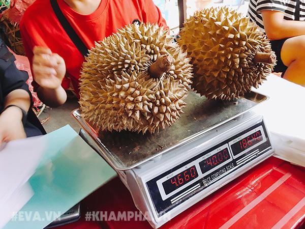 Người Sài Gòn xếp hàng ăn sầu riêng trả hạt, 9x Đắk Lắk một ngày bỏ túi 30 triệu - 5