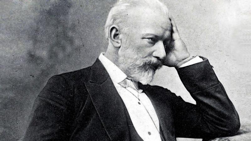 Nhà soạn nhạc người Nga – Tchaikovsky sinh ngày 07/5.
