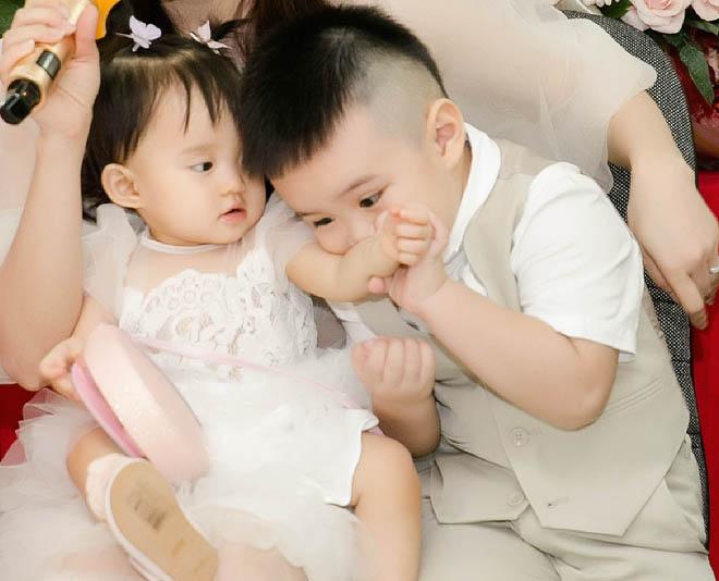 Chồng đại gia của Vy Oanh hiếm hoi xuất hiện bên vợ, khoe hai con giống hệt bố - 7