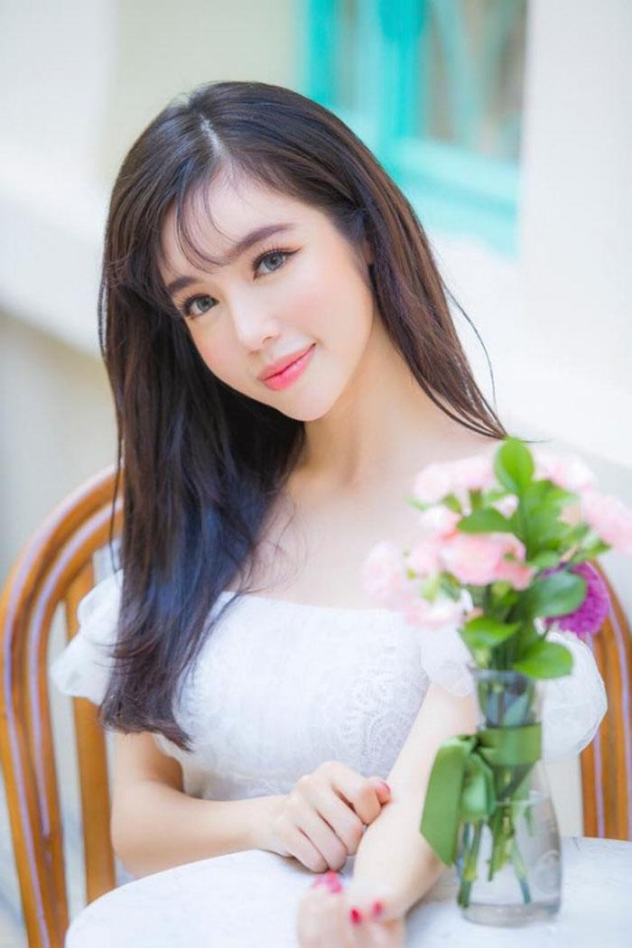 amp;#34;Mẹ đẻ trào lưu môi tềuamp;#34; đã rút sạch filler, sao Việt chạy theo phong trào này giờ ra sao? - 6