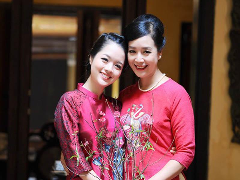 Hồng Mi-con gái nghệ sĩ Chiều Xuân nhận được nhiều lời khen vì vẻ đẹp ngọt ngào.
