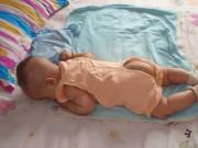 Làm mẹ - Bé trai 6 tháng tử vong vì gia đình cho ăn mật ong trộn 2 lần/ ngày suốt 1 tháng