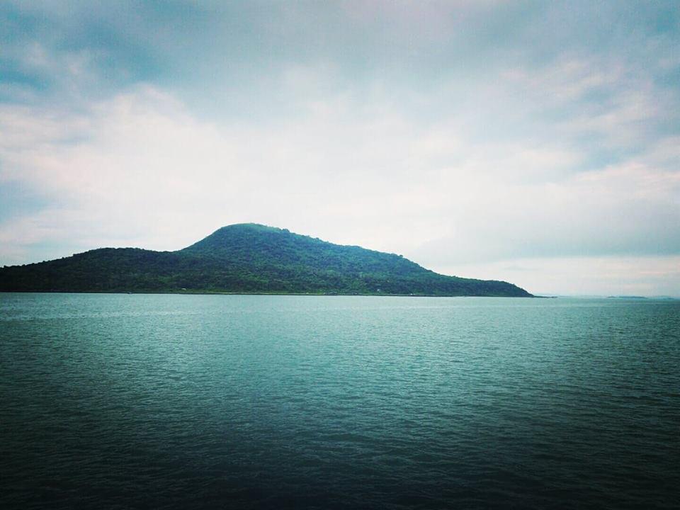 Tạm quên Hạ Long đi, đây mới là hòn đảo đáng đến ở Quảng Ninh, đã đẹp lại rẻ - 2