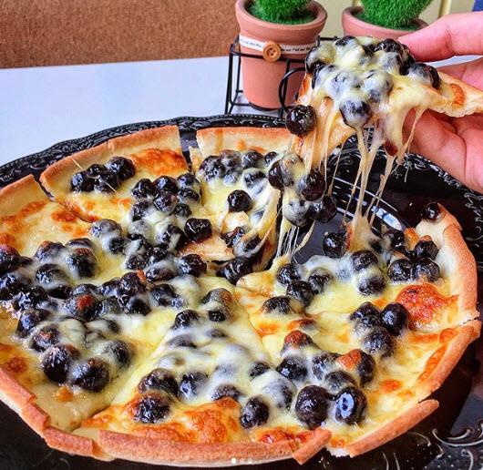 Trà sữa “xưa” rồi, pizza trân châu 100 nghìn/cái là món ăn mới nhất gây sốc tín đồ trân châu - 2