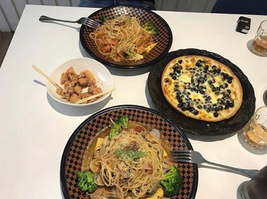 Trà sữa “xưa” rồi, pizza trân châu 100 nghìn/cái là món ăn mới nhất gây sốc tín đồ trân châu - 9