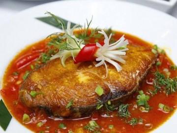 Cách làm món cá thu sốt cà chua đậm đà, bao nhiêu cơm cũng hết