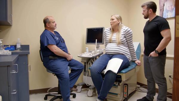 Mẹ cao 2m mang thai, em bé chào đời bác sĩ mới dám thở phào nhẹ nhõm - 3