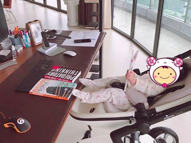 Ông xã Đặng Thu Thảo gọi con gái là sếp, tiết lộ ai cũng phải sợ bé