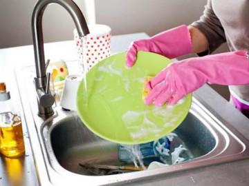 5 sai lầm nhiều người mắc khi rửa bát biến nước rửa chén thành chất độc hại cả gia đình