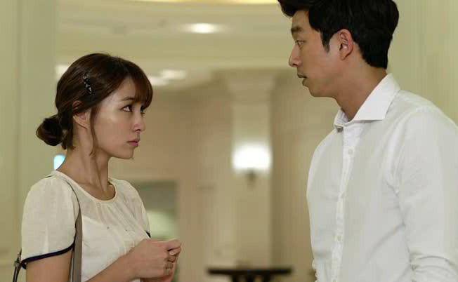 Sau đêm sinh nhật công ty, chỉ vì tính bốc đồng, tôi phải trả giá cưới gái già vô duyên… - 1