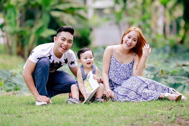 Cô giáo yêu học trò kém 12 tuổi và những lần không chịu nổi thị phi, từng muốn tự tử - 10