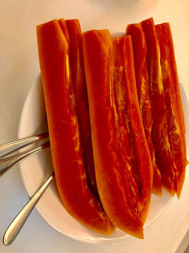 Không chỉ từ thiện khắp nơi, Thủy Tiên còn nổi tiếng amp;#34;thảo ănamp;#34;, trồng rau được cho hết - 14