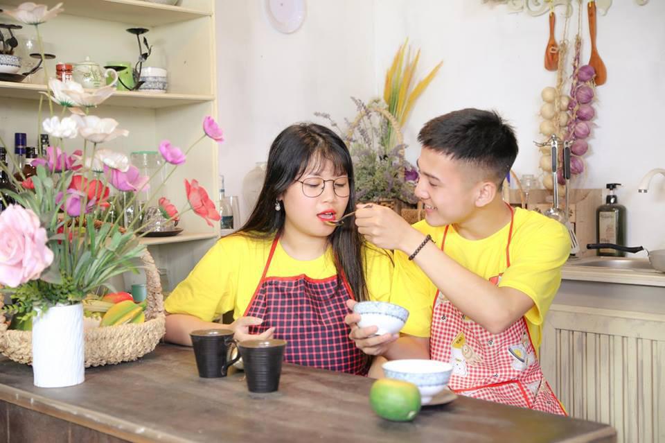 Cô gái Hải Dương có vòng 1 amp;#34;khủngamp;#34; bất ngờ tung ảnh tình tứ bên người yêu điển trai - 3