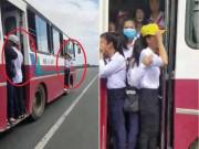 Tin tức - Sắp khai giảng, hoảng hồn chứng kiến xe buýt chở học sinh vừa chạy vừa mở toang cửa