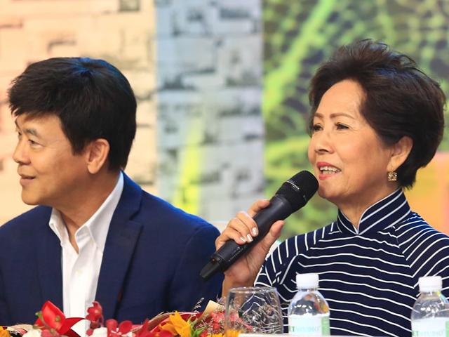 Video: Danh ca 72 tuổi Phương Dung hài hước tiết lộ biết yêu điên cuồng khi chỉ mới 5 tuổi