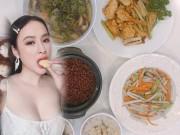 Bếp Eva - Rằm tháng 7 ăn chay kiểu Angela Phương Trinh: Không gắp đồ giả mặn nhưng vẫn ăn trứng gà
