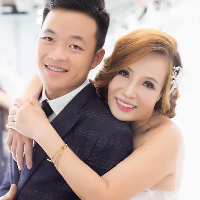 Cô dâu 62 tuổi lấy chồng 26 phân trần lý do tự nhận là amp;#34;cô dâu đẹp nhất thế giớiamp;#34; - 2