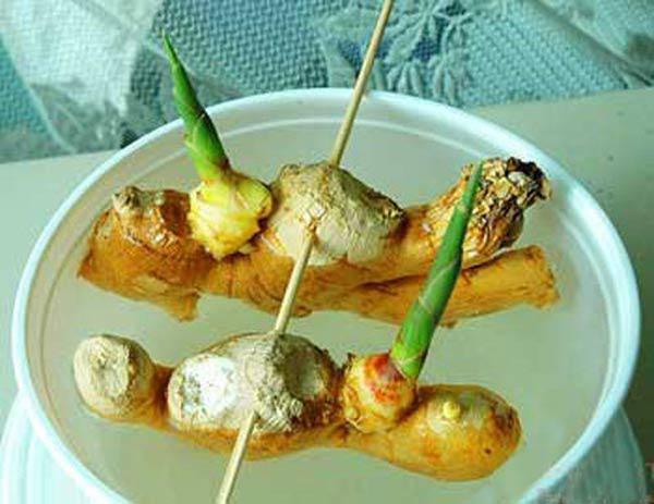 Cắm vài que tăm vào củ gừng đem ngâm nước, đảm bảo vài tháng sau có gừng ăn tẹt ga - 9