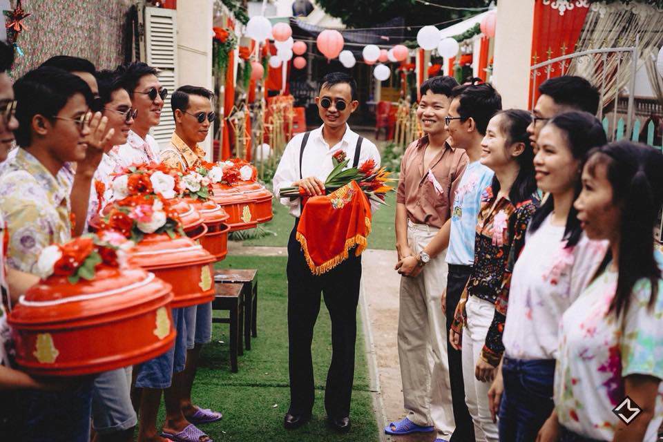 Đầu tư đám cưới phong cách cổ điển, cặp đôi bị dân mạng amp;#34;ném đáamp;#34; vì một lý do - 6
