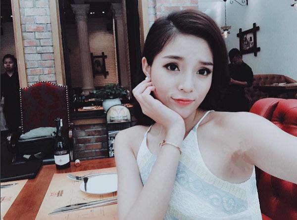Không chỉ Kỳ Duyên, Ngọc Trinh, Bảo Thy, Lan Khuê cũng bị cư dân mạng amp;#34;soiamp;#34; kéo ảnh quá đà - 3