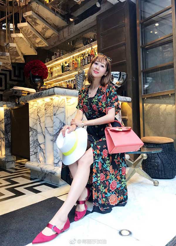 a hau hao mon nhan sac de sinh 4 con cho tai tu “thien long bat bo” - 7