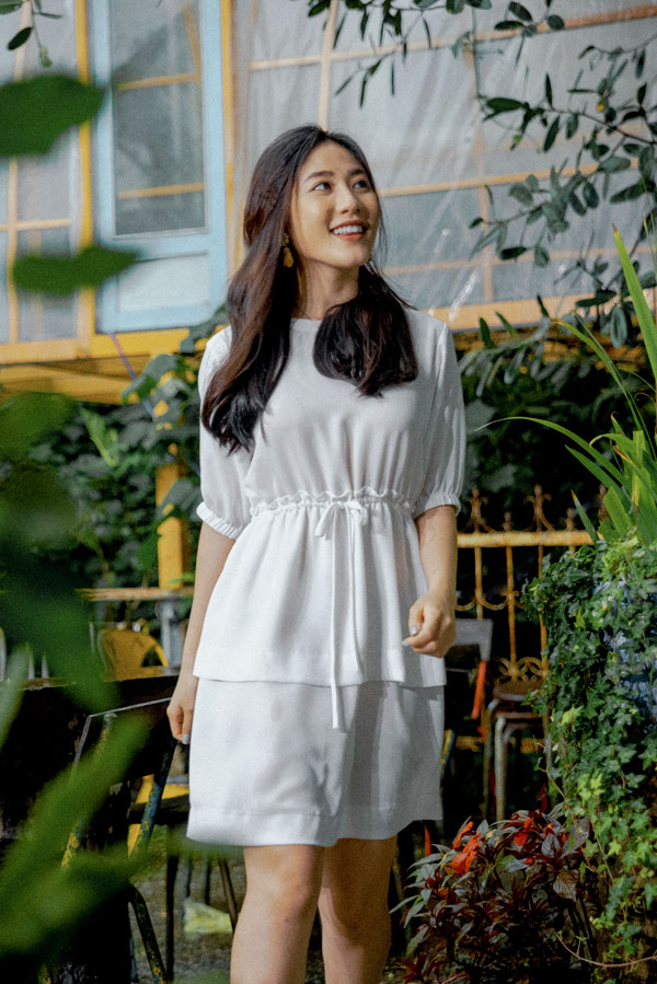 Chất liệu ren sang trọng, tinh tế “thổi hồn” vào xu hướng thời trang Thu 2018 - 2