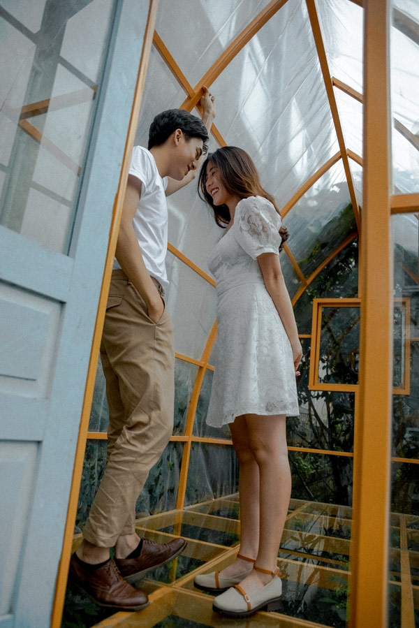 Chất liệu ren sang trọng, tinh tế “thổi hồn” vào xu hướng thời trang Thu 2018 - 4