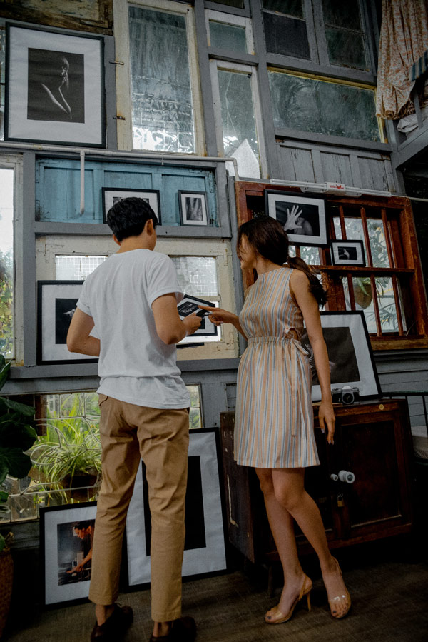 Chất liệu ren sang trọng, tinh tế “thổi hồn” vào xu hướng thời trang Thu 2018 - 5