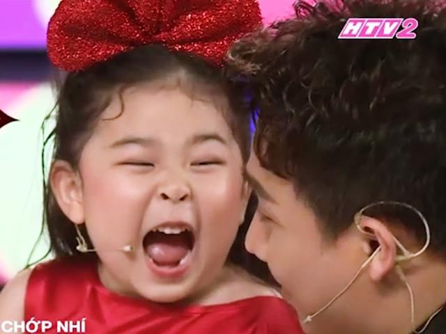 Choáng trước cô bé 5 tuổi cực gắt khiến Trấn Thành sợ xanh mặt