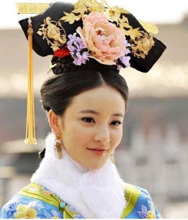 gap phai chong vu phu, 2 lan danh vo say thai, nguoi dep cua "bo bo kinh tam" tu tu? - 3