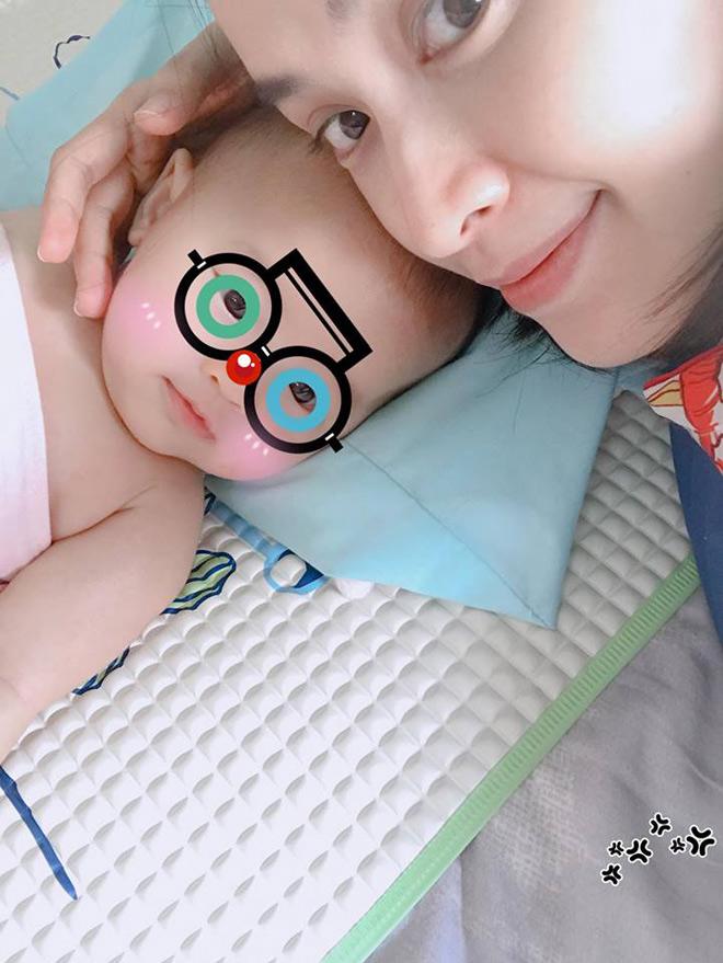 khong giau mat con nhung tu vi luon co 'luat' che chan ngam moi khi chup anh - 10